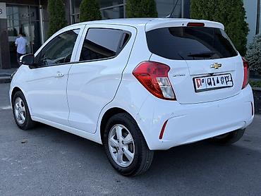 byd e3: Chevrolet Spark: 2019 г., 1 л, Автомат, Бензин, Хэтчбэк — 4