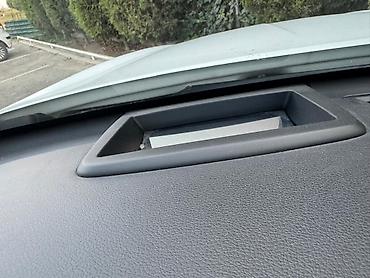 Другие автомобили: Белый представительский седан бизнес-класса. Кузов и дизайн: - — 14