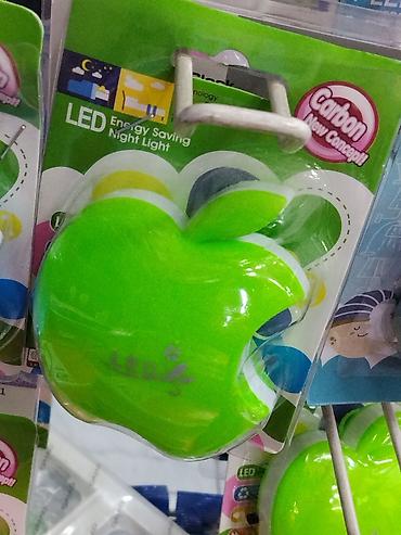 Жарык кылуу: Ночник LED в форме яблока - Энергосберегающий LED Night Light - — 1