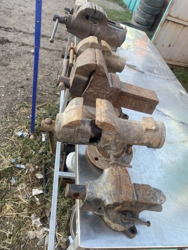 Наковальни: Кузнечные наковальни разных размеров Дөшү, Наковальня Фрезерные — 10