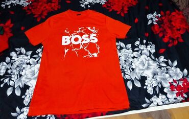 Кастрюли: Мужская футболка, Boss, S (EU 36), цвет - Красный