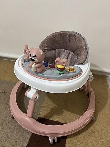 детские ходунки бу: Детские ходунки с игровым столиком отличное состояние, все рабочее — 1