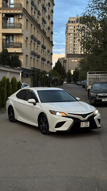 corolla 2004: Toyota Camry: 2018 г., 2.5 л, Автомат, Бензин, Седан — 1