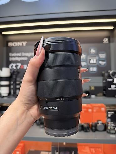 Sony FE 24-70mm f/2.8 GM (G Master) zoom obyektiv - Tam kadr — 1