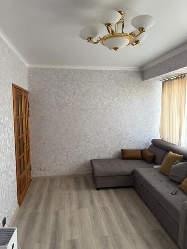 домик совхоз фрунзе: 3 комнаты, 65 м², Индивидуалка, 5 этаж, Евроремонт