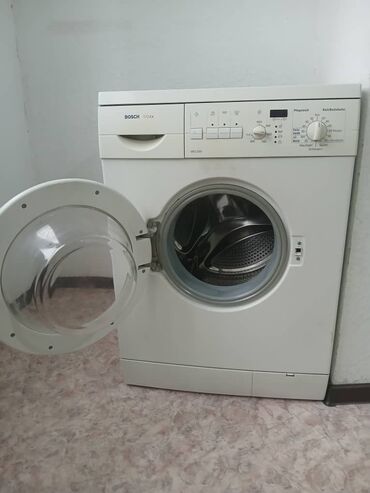бу пк: Стиральная машина Bosch, Б/у, Автомат, До 6 кг, Полноразмерная