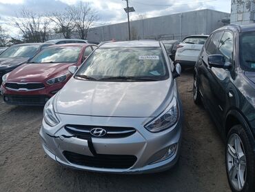 hundai accent: Hyundai Accent: 1.6 l | 2015 il Sedan