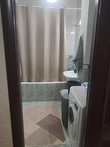 18: 4 комнаты, 77 м², Восток-5 мкр 105 серия, 4 этаж, Старый ремонт — 10