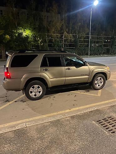 Toyota 4Runner: 2005 г., 4 л, Автомат, Бензин, Внедорожник