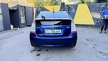 хонда адисей 2010: Toyota Prius: 2011 г., 1.8 л, Вариатор, Гибрид, Хэтчбэк — 4