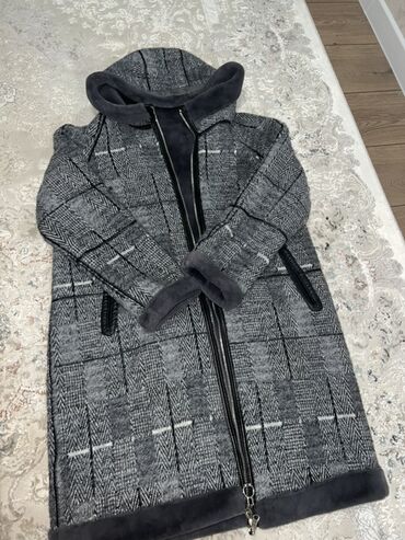 обувь ручной работы бишкек: Пальто, Зима, Искусственный мех, Длинная модель, С капюшоном, L