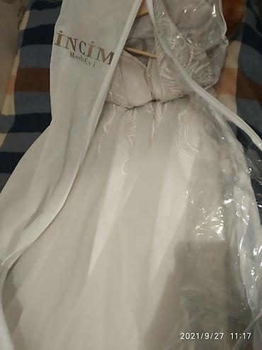 Toy paltarları və aksesuarları: Gəlinlik. Əl işidi. Izmirdən alınıb. Incim Moda evi. 500 euro 💶 ya — 4