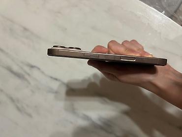 iphone red: IPhone 16 Pro, 128 GB, Natural Titanium, Face ID — 4