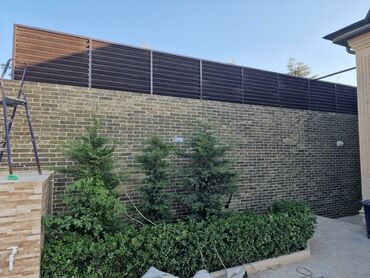 Mismarlar, şuruplar: Çöl divarları üçün arakəsmələr mövcuddur buyurub müraciyyət edə