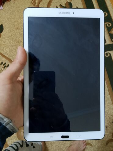 ucuz planşet qiymətləri: Samsung Galaxy Tab A 8.0, 8", < 64 GB