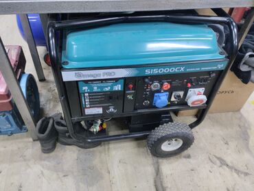 Генераторы: Генератор бензиновый 7.5кват 5.5 чистый 220ват 6 месяцев сервисное — 18