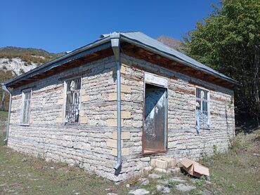 Həyət evləri və villaların satışı: 2 otaqlı, 67 kv. m, Təmirsiz — 3