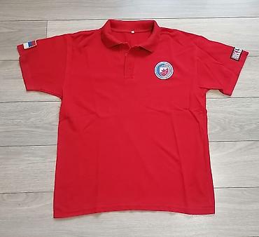 pull and bear turkey: Crvena polo majica sa kratkim rukavima i kragnom na tri dugmeta. Na — 1