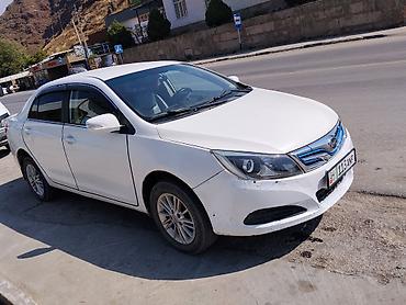 byd t5: BYD E5: 2019 г., Электромобиль, Седан — 2