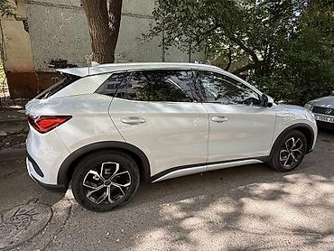 byd e3: BYD Yuan Plus: 2025 г., Электромобиль, Кроссовер — 6