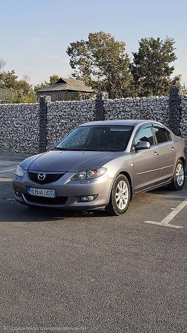 Mazda 3: 2005 г., Механика, Бензин, Седан