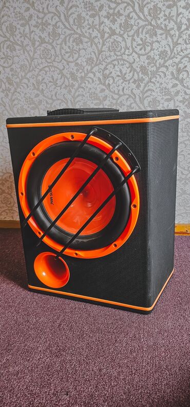 профессиональные музыкальные инструменты: Продаю Саббуфер Bos-mini K120 12дюймов состояние свежее