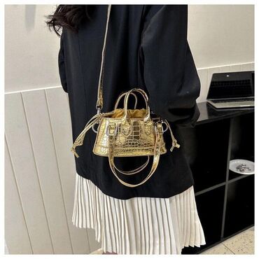 бронзеры румяна хайлайтеры: Çiyin çantası