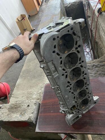 мото: Sbor motorlar və silindr başlıqları