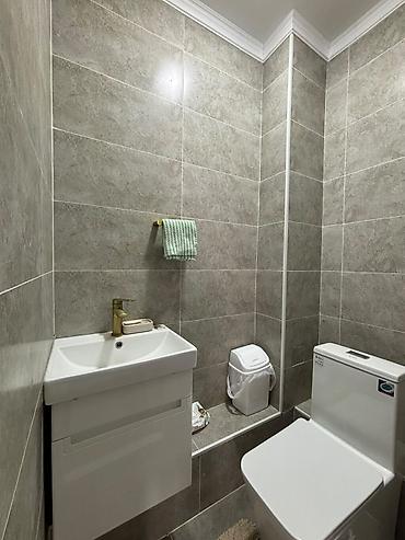 3 комнатная 106 серия 12 мкр: 3 комнаты, 70 м², 105 серия, 4 этаж, Евроремонт — 9