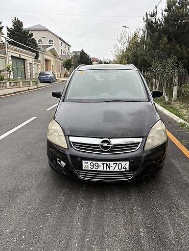 zafira: Opel Zafira, qara rəng, 7 oturacaqlı miniven. - Kuzov — 1