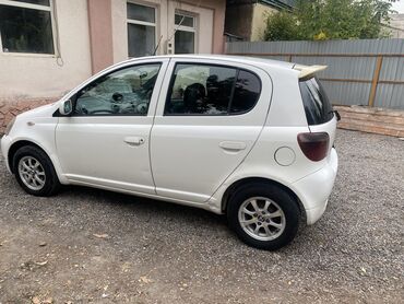 Toyota: Toyota Vitz: 2001 г., 1 л, Автомат, Бензин, Хэтчбэк