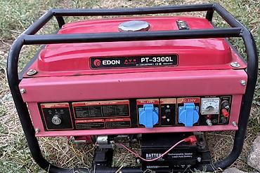 уголь мелький: Бензиновый генератор EDON PT-3300L - Номинальное напряжение: 220 В AC — 1