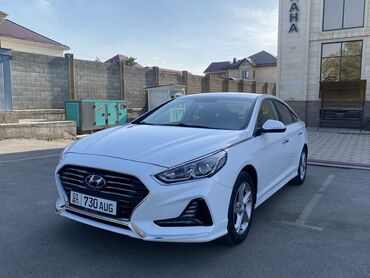 Hyundai Sonata: 2018 г., 2 л, Автомат, Газ, Седан
