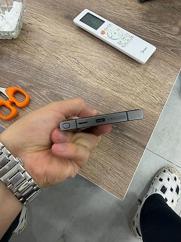 bildaparat vasitesile ne gondermek olar: Samsung Galaxy S24 Ultra, 256 GB, rəng - Boz, Simsiz şarj — 4