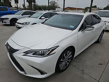 Lexus ES: 2020 г., 2.5 л, Автомат, Бензин, Седан