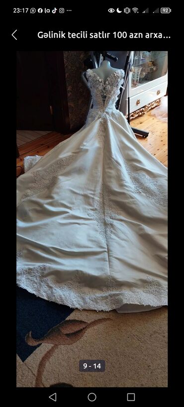 Toy paltarları: Gəlinik tecili satlır 200 azn yox❌100 azn arxası şilefdi maye — 2