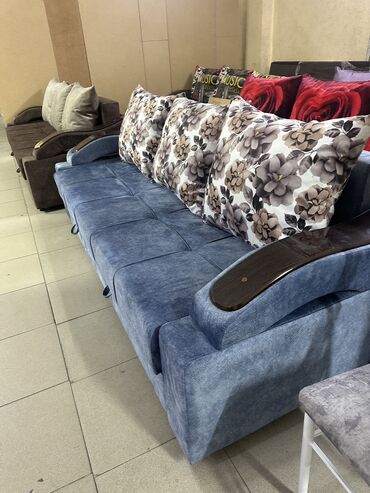 Раскладные диваны: Раскладной диван — 25