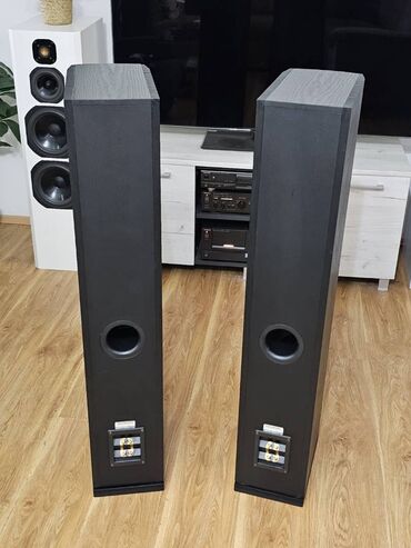 Zvučnici i stereo sistemi: Jamo podnostojeće Hi‑Fi zvučne kutije – 3‑sistemske, bass‑refleks - — 7