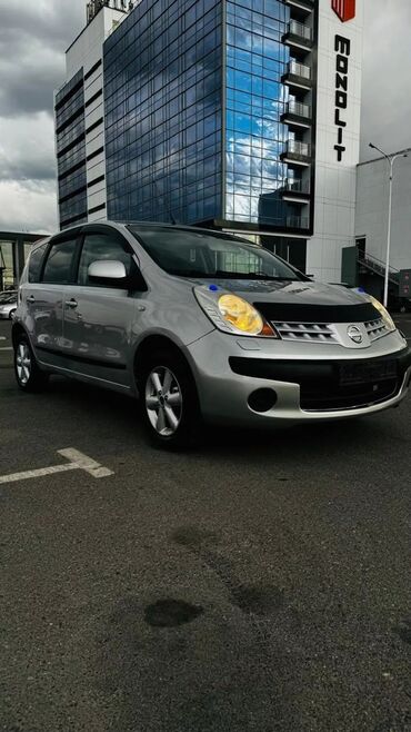 Nissan: Nissan Note: 2006 г., 1.4 л, Механика, Бензин, Хэтчбэк