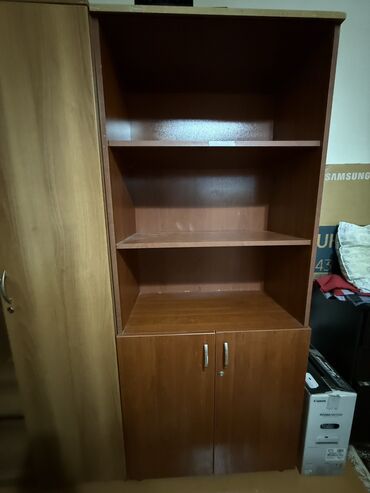 вешалки с зеркалом для прихожей: İşlənmiş, Düz dolab, Kitab dolabı