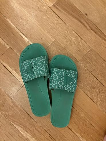 Guess Plaj ucun tapocka
60 manata almiwdig
38-39 razmer lalafo.az -da Guess Plaj ucun tapocka
60 manata almiwdig
38-39 razmer
