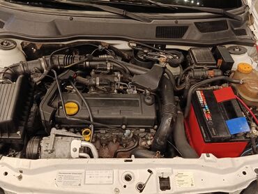 бампер на гольф 2: Opel Astra: 1.7 l | 2002 il 491421 km Universal