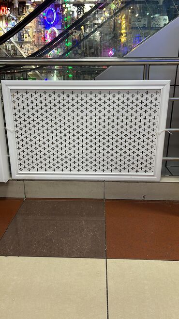 Другие строительные материалы: Декоративные решотки для батареи — 25