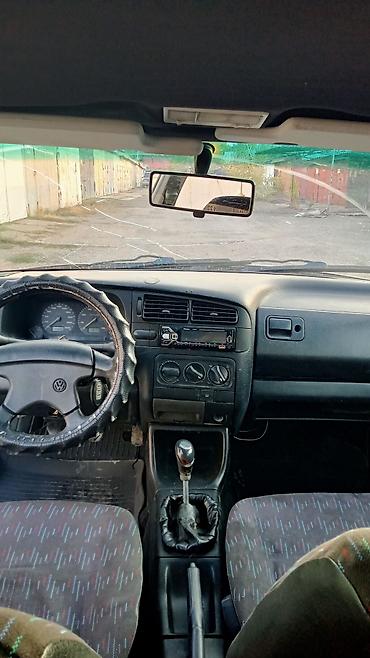 раф читири: Volkswagen Golf: 1994 г., 1.8 л, Механика, Газ, Универсал — 7