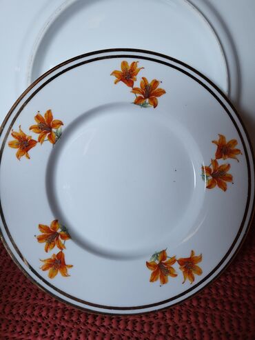 Kuhinjski setovi: Porcelanski nov set za dorucak 80te. kolekcionarski. Set — 12