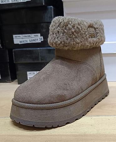 tommy hilfiger zenska obuca: 🍂 Ugg Nov Model🍂
🍂Dostupni brojevi 36-41
🍂Cena 3500 din — 1