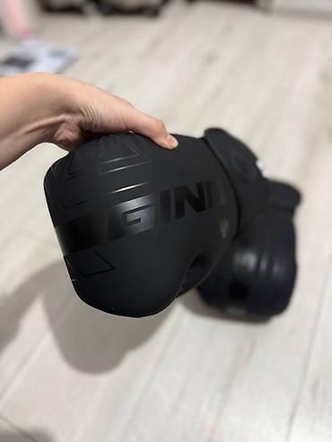 ты бокс: Боксерские перчатки GING, 10 oz, матовый черный цвет. Идеальное — 3