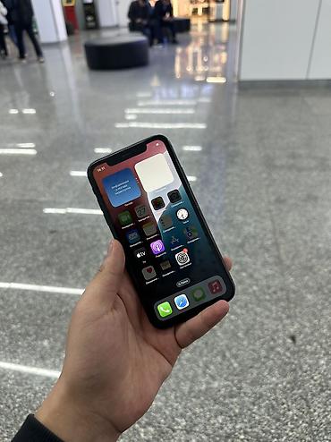 iphon 8 plus: IPhone XR, 64 ГБ, черный - Память: 64 ГБ - Модель: iPhone XR (экран — 3