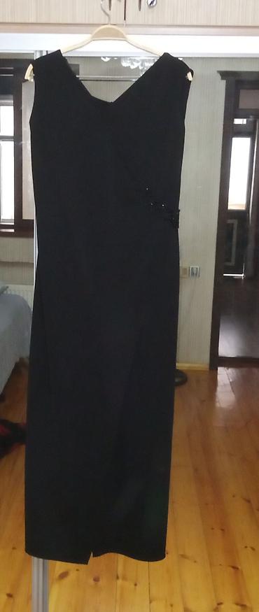 Qara klassik don - Model: qolsuz, V formalı dekolte - Uzunluq