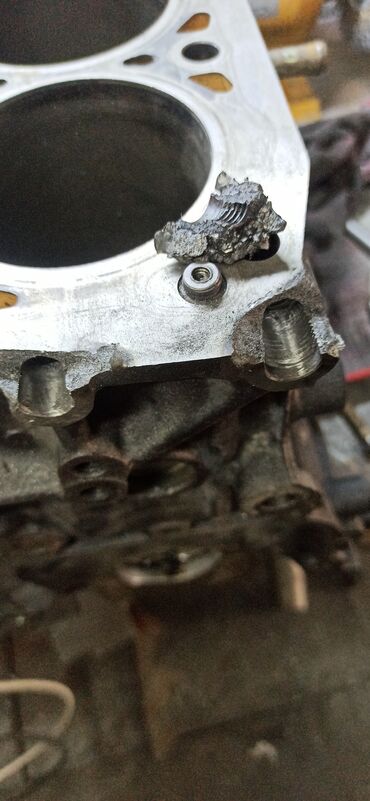 Другие автозапчасти: Аргон чугун без выходных, с 9.00 до 21.00 — 9